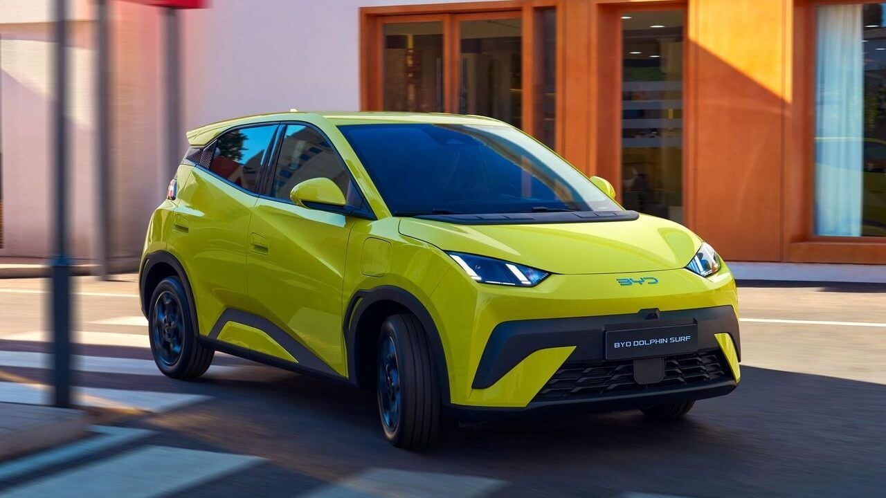 BYD revela todos los detalles del Dolphin Surf, el coche eléctrico asequible que llegará a Europa en cuestión de días