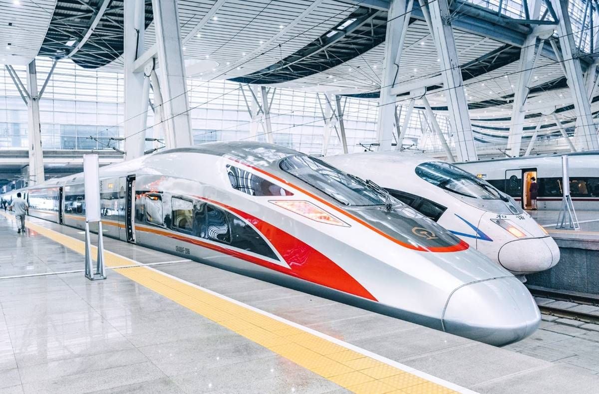 Como el tren de alta velocidad aumenta las ventas de coches eléctricos