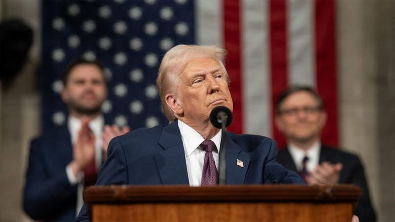 Trump torpedea la ley de coches eléctricos de California, que prohibía la venta de modelos de gasolina a partir de 2035
