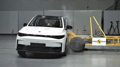 ¿Renunciar a seguridad para bajar precios? La controvertida idea de un directivo de Leapmotor en Europa