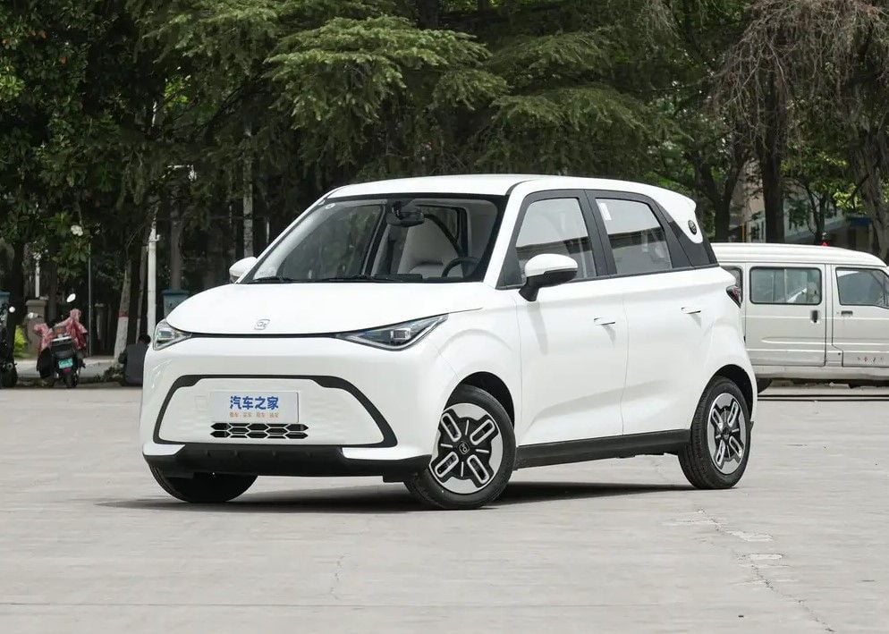 Compacto, bien diseñado y muy económico: este es el coche eléctrico que tiene que lanzar Chery en Europa