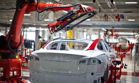 Tesla y sus suministradores se esfuerzan para tener la línea de montaje del  Model 3 a tiempo