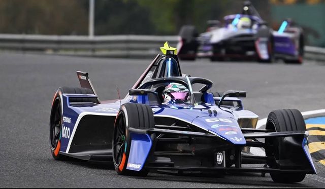 Formula 8 Racing ¿800 CV y tracción total bastarán para que nos enganche la Fórmula E?