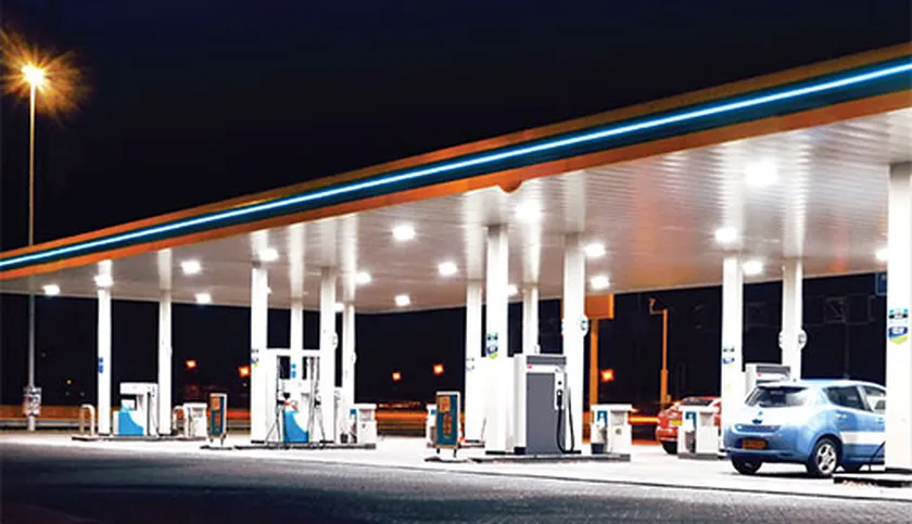 ABB_electric_charger_in-Estoniac-filling-station_508px