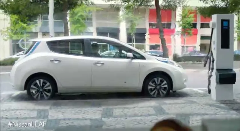 nissan-leaf-lateral