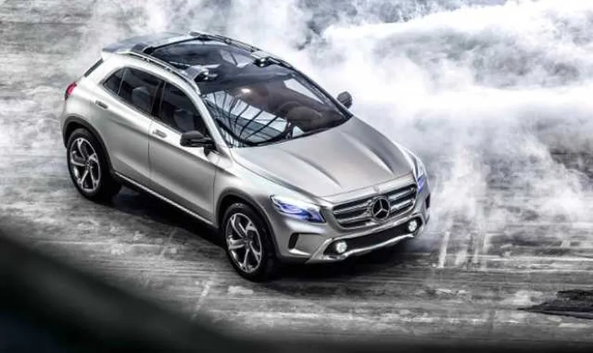 2015-Mercedes-Benz-ML-Class-front