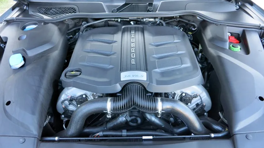 Porsche Cayenne S E-Hybrid-engine