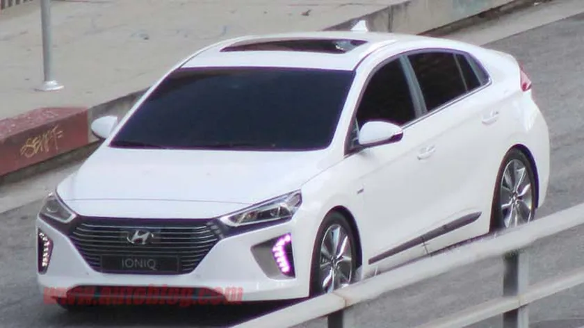 Hyundai-ioniq front