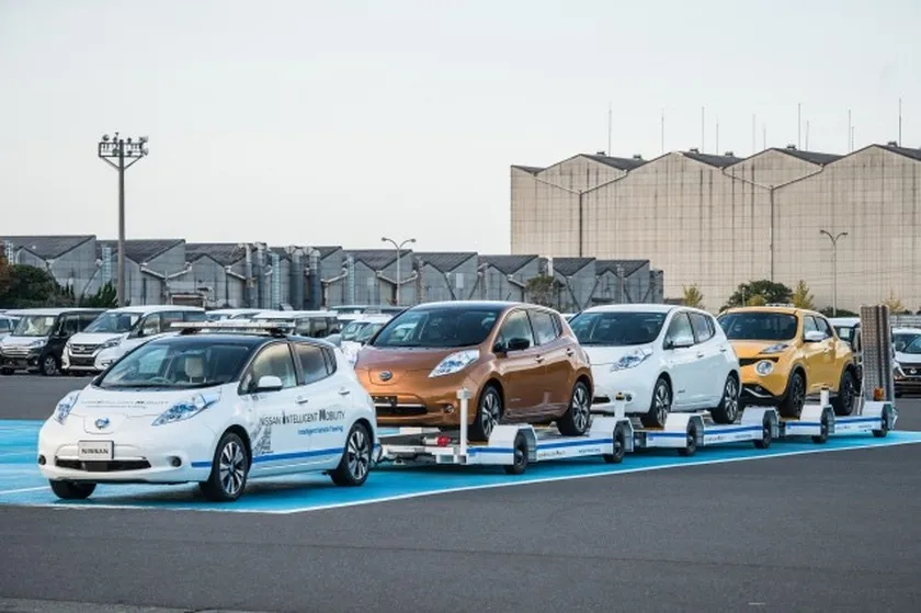 Nissan driverless towing system at Oppama Plant
