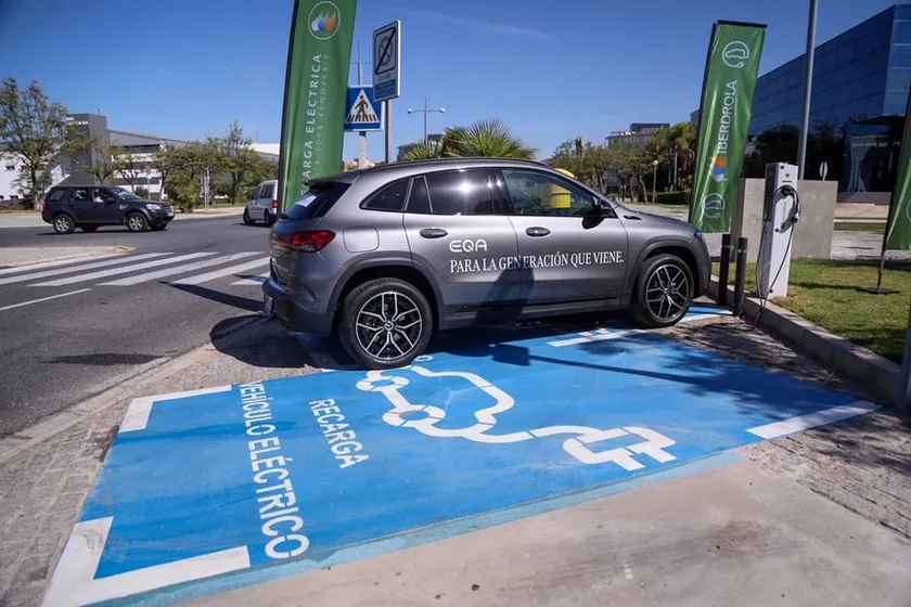 Iberdrola Malaga red de recarga coches eléctricos